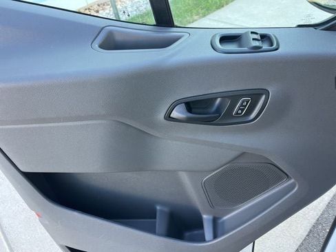 Used 2024 Ford Transit 350 XLT image 30