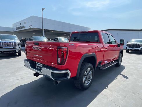 New 2025 GMC Sierra 2500 SLE w/ SLE Value Package; image 5