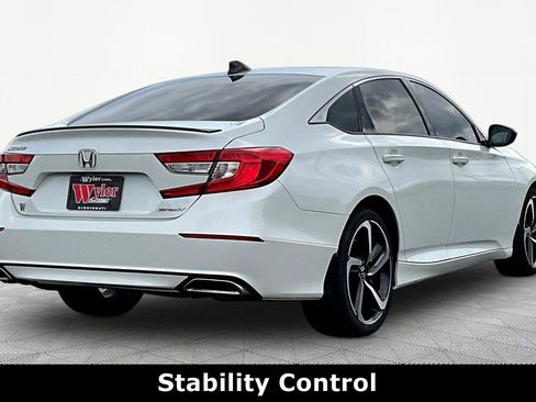 Used 2022 Honda Accord Sport image 6