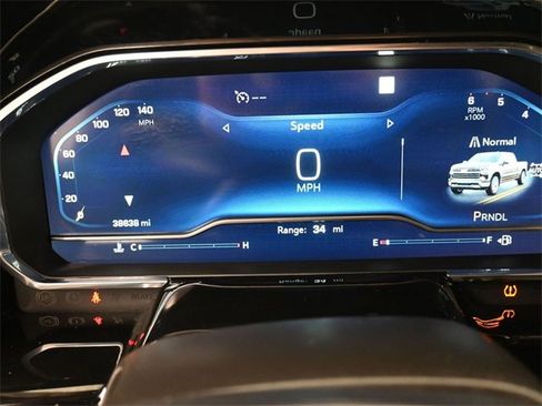 Used 2022 Chevrolet Silverado 1500 RST image 9