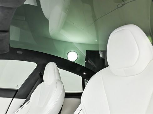 Used 2022 Tesla Model S Plaid AWD/4WD image 17
