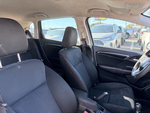 Used 2019 Honda Fit LX image 31