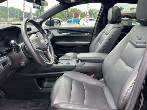 Certified 2023 Cadillac XT5 Premium Luxury AWD/4WD image 13