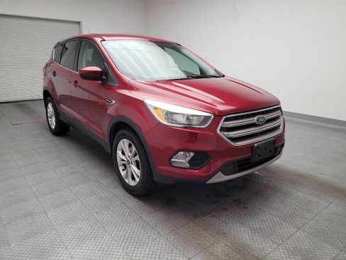 Used 2017 Ford Escape SE image 13