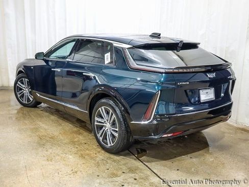 New 2025 Cadillac Lyriq Luxury image 7