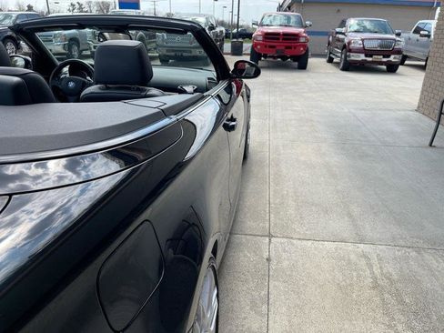 Used 2008 BMW 135i Convertible RWD image 14