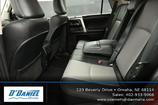 Used 2016 Toyota 4Runner SR5 Premium AWD/4WD image 34