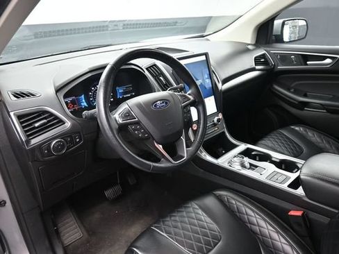 Used 2024 Ford Edge Titanium AWD/4WD image 15