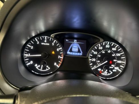 Used 2017 Nissan Altima 2.5 S w/ Power Driver Seat Package FWD image 11