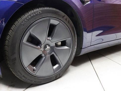 Used 2023 Tesla Model 3 Standard Range RWD image 6