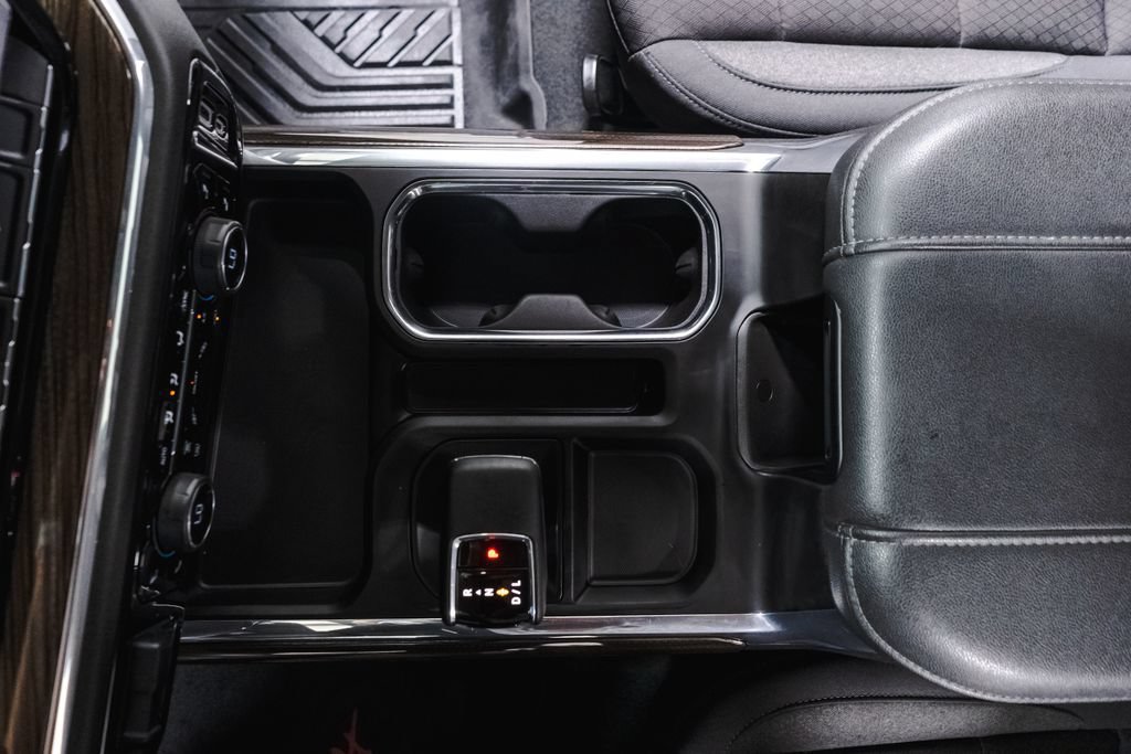 Used 2024 Chevrolet Silverado 1500 RST AWD/4WD image 16