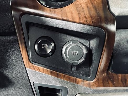 Used 2015 Ford F350 Lariat w/ Lariat Ultimate Package image 25