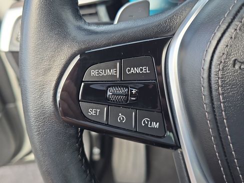 Used 2022 BMW 540i xDrive w/ Convenience Package image 23