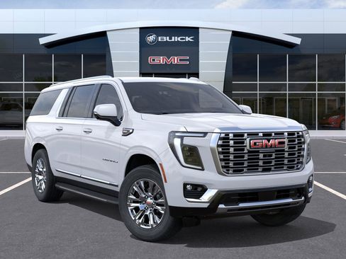 New 2025 GMC Yukon XL Denali image 29
