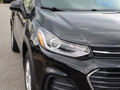 Used 2022 Chevrolet Trax LT w/ Premium Seat Package