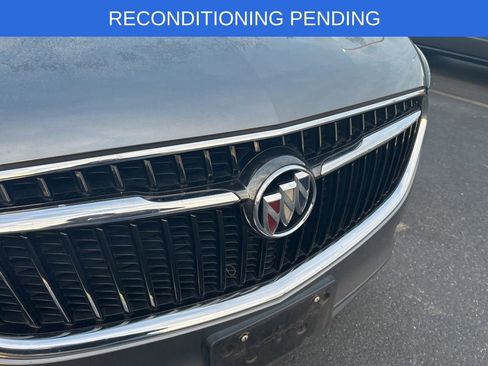 Used 2018 Buick Enclave Essence w/ Trailering Package image 4