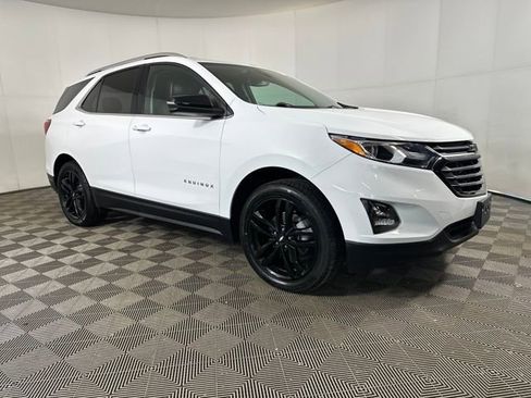 Used 2020 Chevrolet Equinox LT w/ Sport Edition image 7