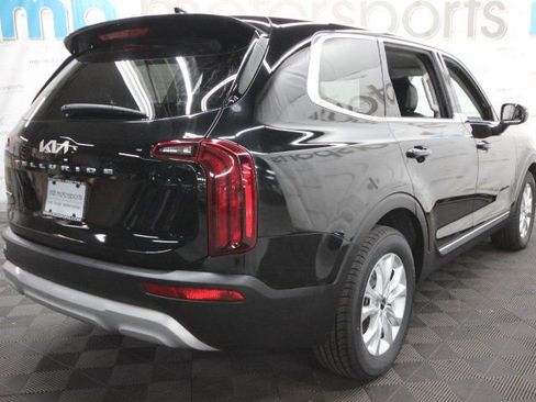 Used 2022 Kia Telluride LX image 8