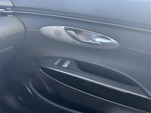 Used 2025 Genesis GV70 2.5T image 19