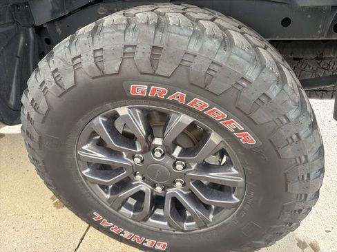 Used 2023 Ford Ranger XLT w/ Equipment Group 302A High image 5