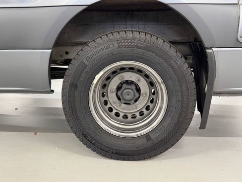 Used 2022 Mercedes-Benz Sprinter 4500 w/ Parking Package image 38