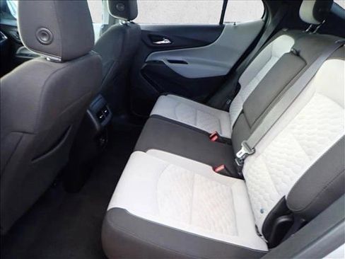 Used 2020 Chevrolet Equinox LS w/ LS Convenience Package image 7