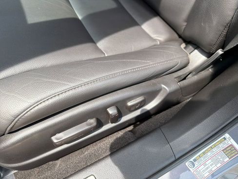 Used 2020 Acura TLX FWD image 15