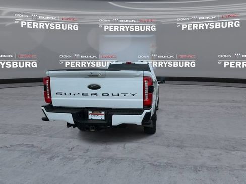 Used 2023 Ford F250 XLT w/ Black Appearance Package AWD/4WD image 7