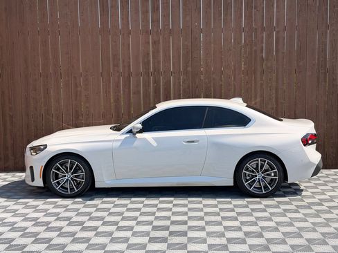 Used 2022 BMW 230i Coupe w/ Convenience Package RWD image 15