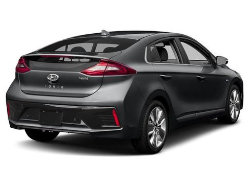 Used 2018 Hyundai Ioniq SEL FWD image 2