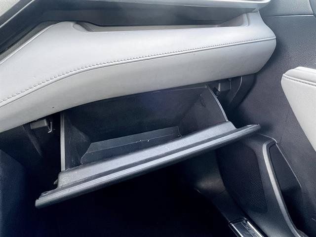 Used 2021 Toyota Highlander XLE FWD image 25