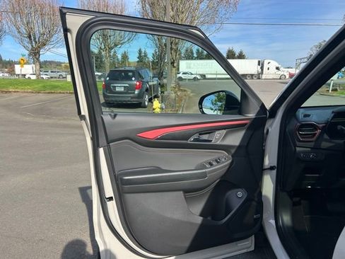 New 2026 Chevrolet TrailBlazer RS w/ Convenience Package image 16