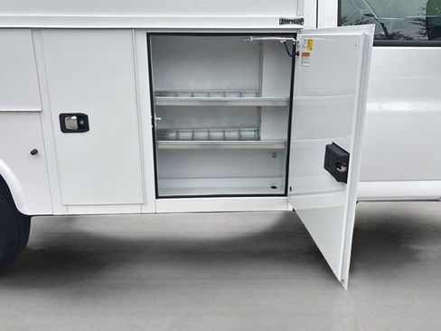 New 2025 Chevrolet Express 3500 w/ Power Convenience Package RWD image 20
