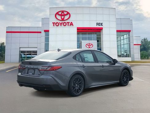 New 2026 Toyota Camry SE image 4