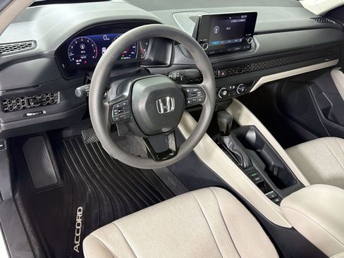 Used 2025 Honda Accord LX image 4