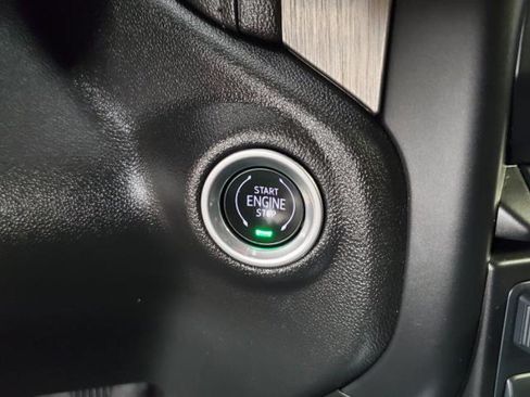 Used 2020 GMC Sierra 1500 Denali w/ Denali Ultimate Package AWD/4WD image 30