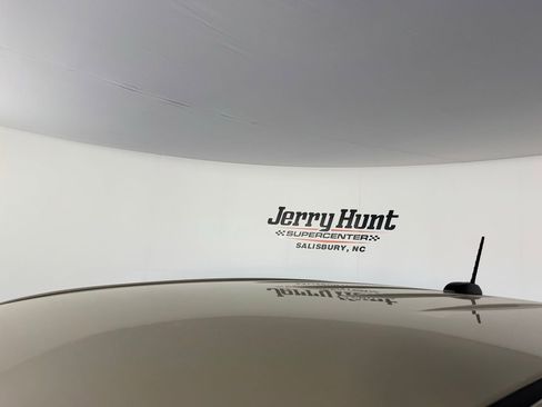 Used 2024 Chevrolet Colorado W/T image 5