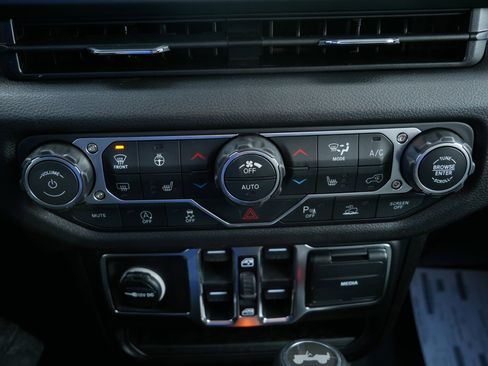 New 2026 Jeep Wrangler Sport S image 18