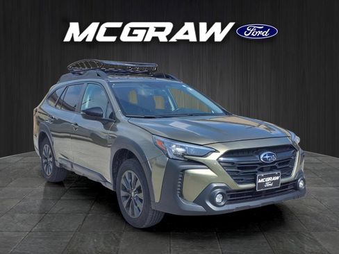 Used 2023 Subaru Outback Onyx Edition AWD/4WD image 4