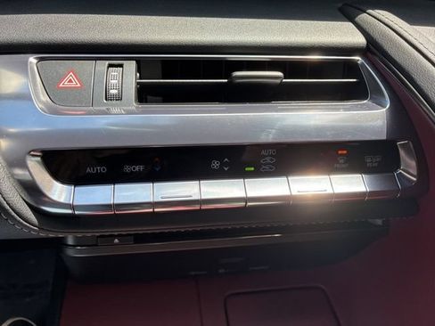 Used 2022 Lexus LC 500 Convertible w/ Touring Package RWD image 23