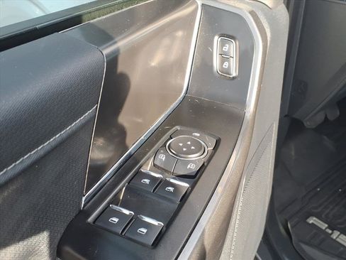 Certified 2022 Ford F150 XLT w/ Equipment Group 302A High image 22