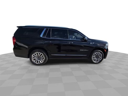 Used 2024 GMC Yukon Denali Ultimate AWD/4WD image 9