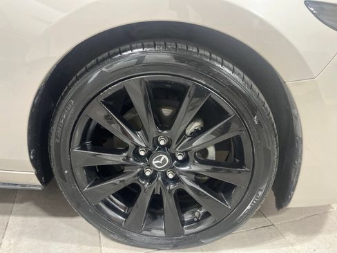 Used 2024 MAZDA MAZDA3 s FWD image 11