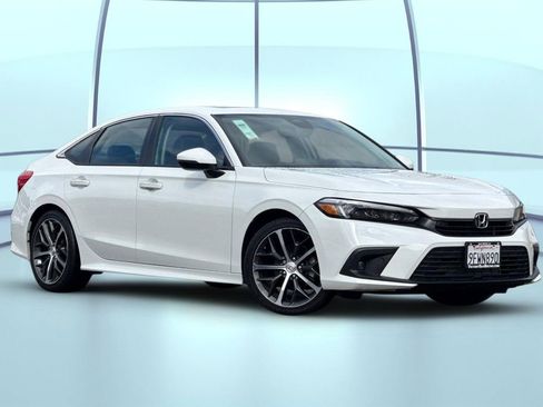 Certified 2023 Honda Civic Touring image 2