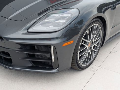 New 2025 Porsche Panamera image 12