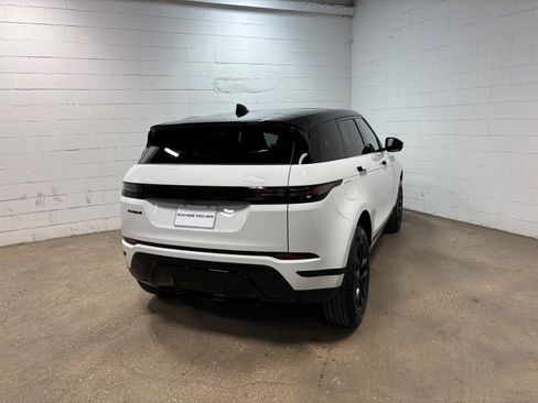 Used 2026 Land Rover Range Rover Evoque S AWD/4WD image 7