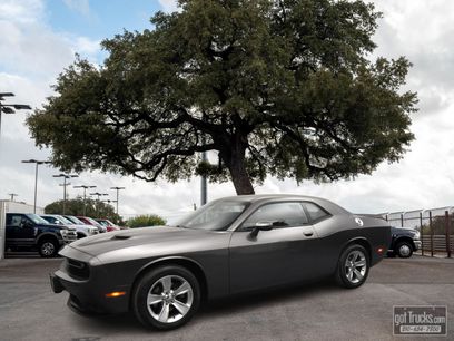 Used 2017 Dodge Challenger SXT