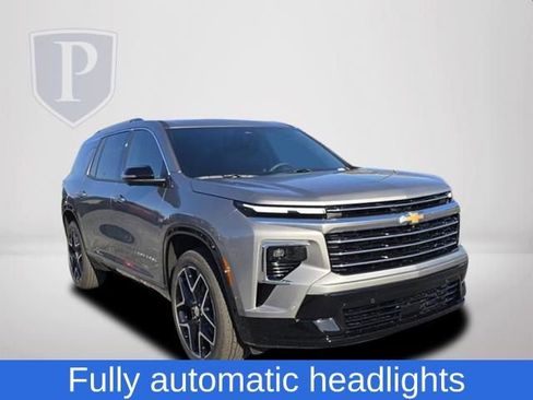 New 2026 Chevrolet Traverse High Country image 13