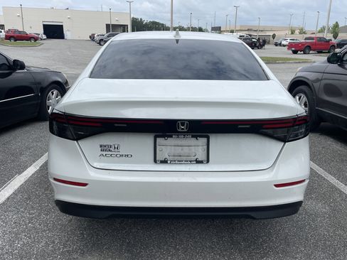 Used 2024 Honda Accord LX image 9