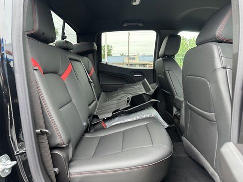 New 2025 Chevrolet Colorado Z71 w/ Technology Package image 11